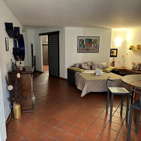 Historic Center Via Po Apartment Турин Экстерьер фото